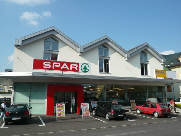 Revitalisierung und Erweiterung des SPAR-Marktes im Zentrum von Mondsee